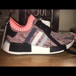 Black and pink NMD’s never worn